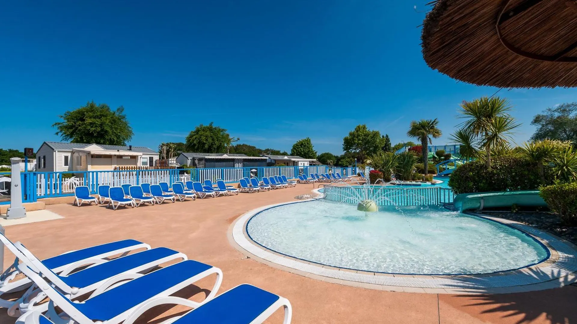 Mobilhome - Piscine - Premium Erdeven Francja